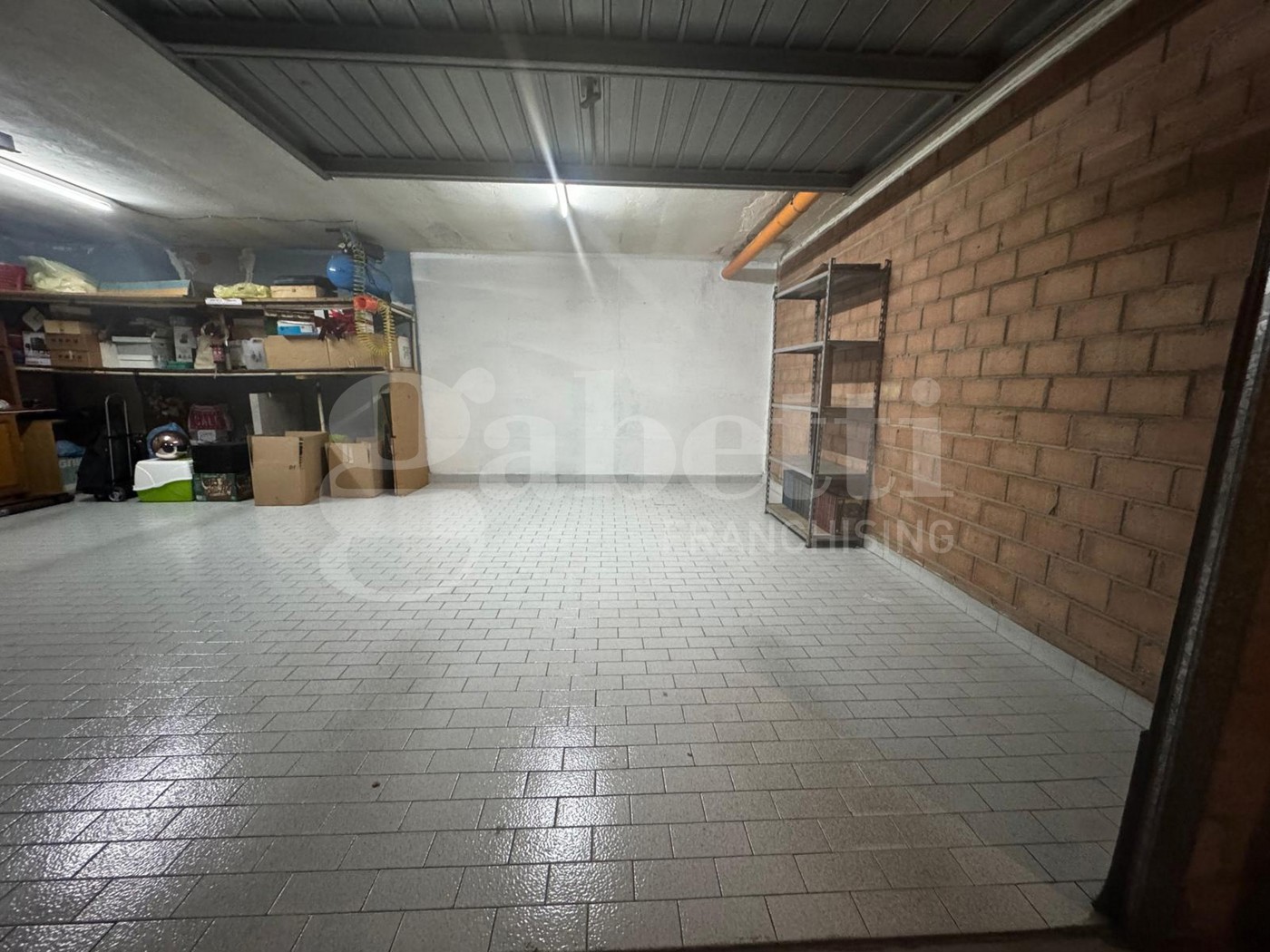 Box/Garage 20mq in vendita a Termoli