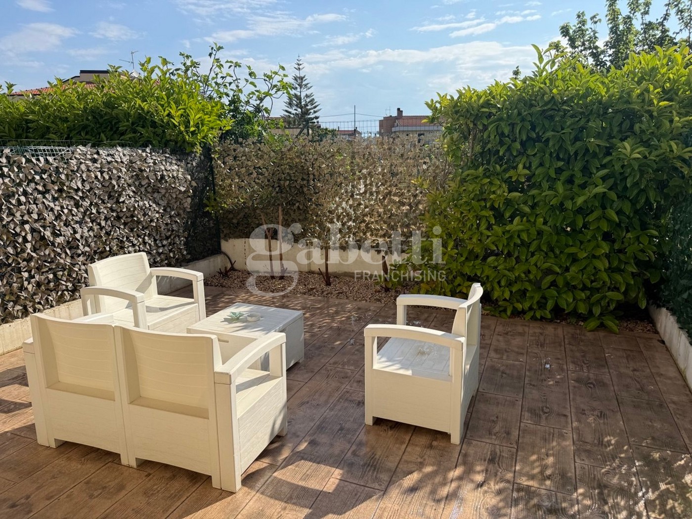 Quadrilocale con giardino a Termoli