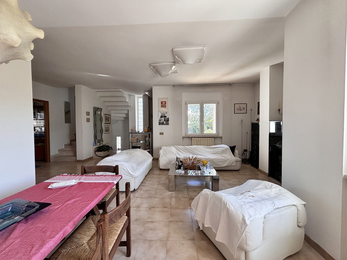 Villa Bifamiliare con giardino a Termoli