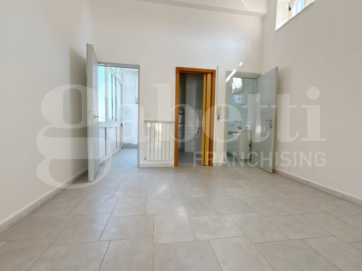 Bilocale da ristrutturare a Angri