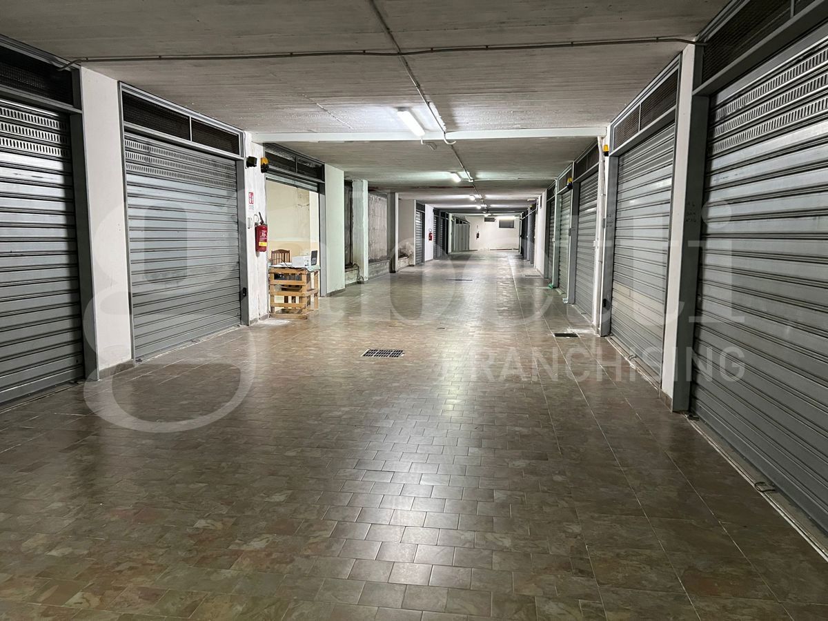Box/Garage 24mq in affitto a Angri