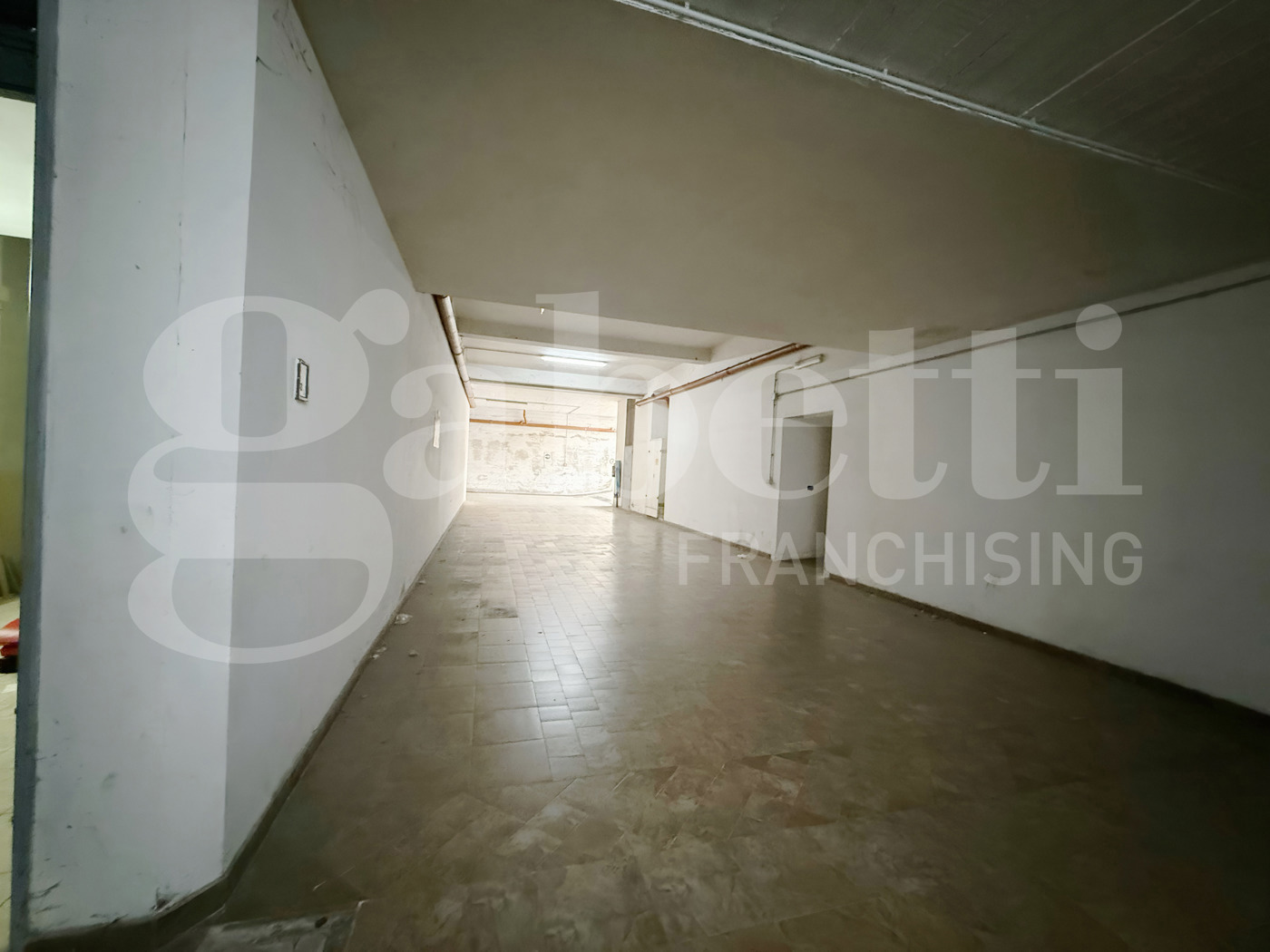 Box/Garage 24mq in affitto a Angri