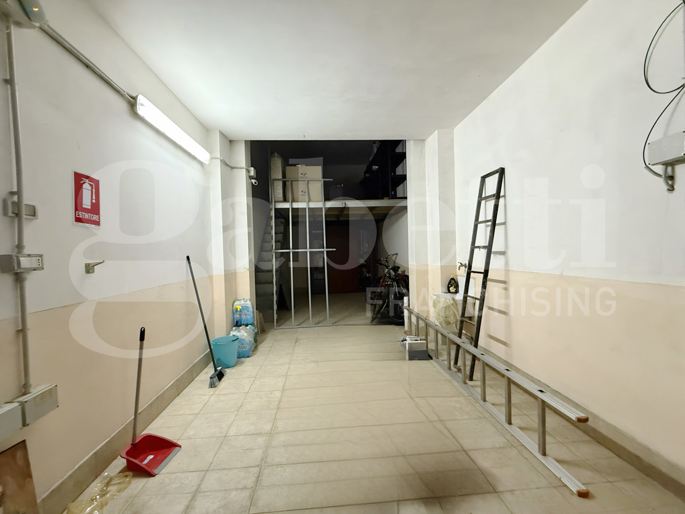 Box/Garage 24mq in affitto a Angri