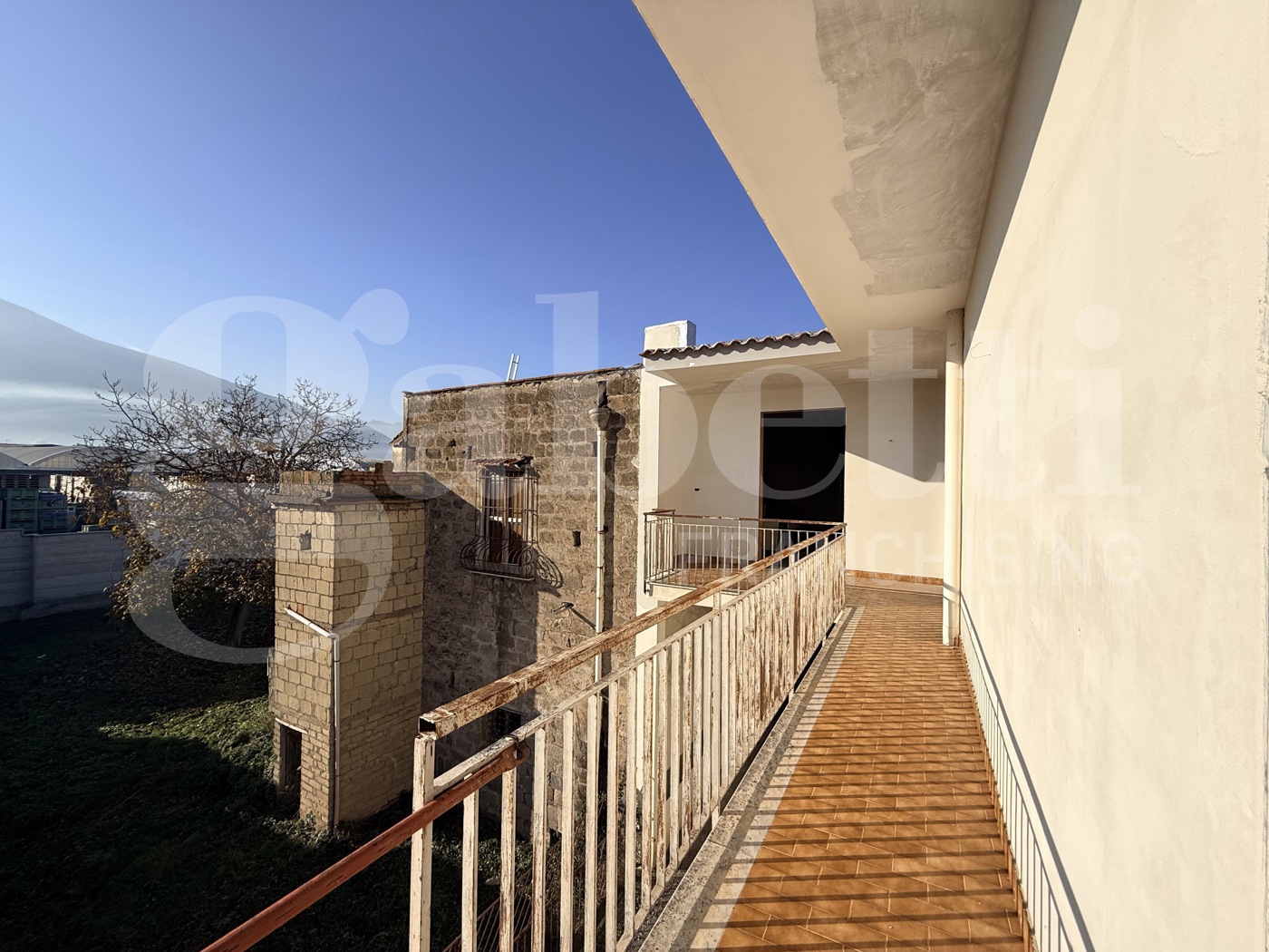 Appartamento con box a Sant'Egidio del Monte Albino