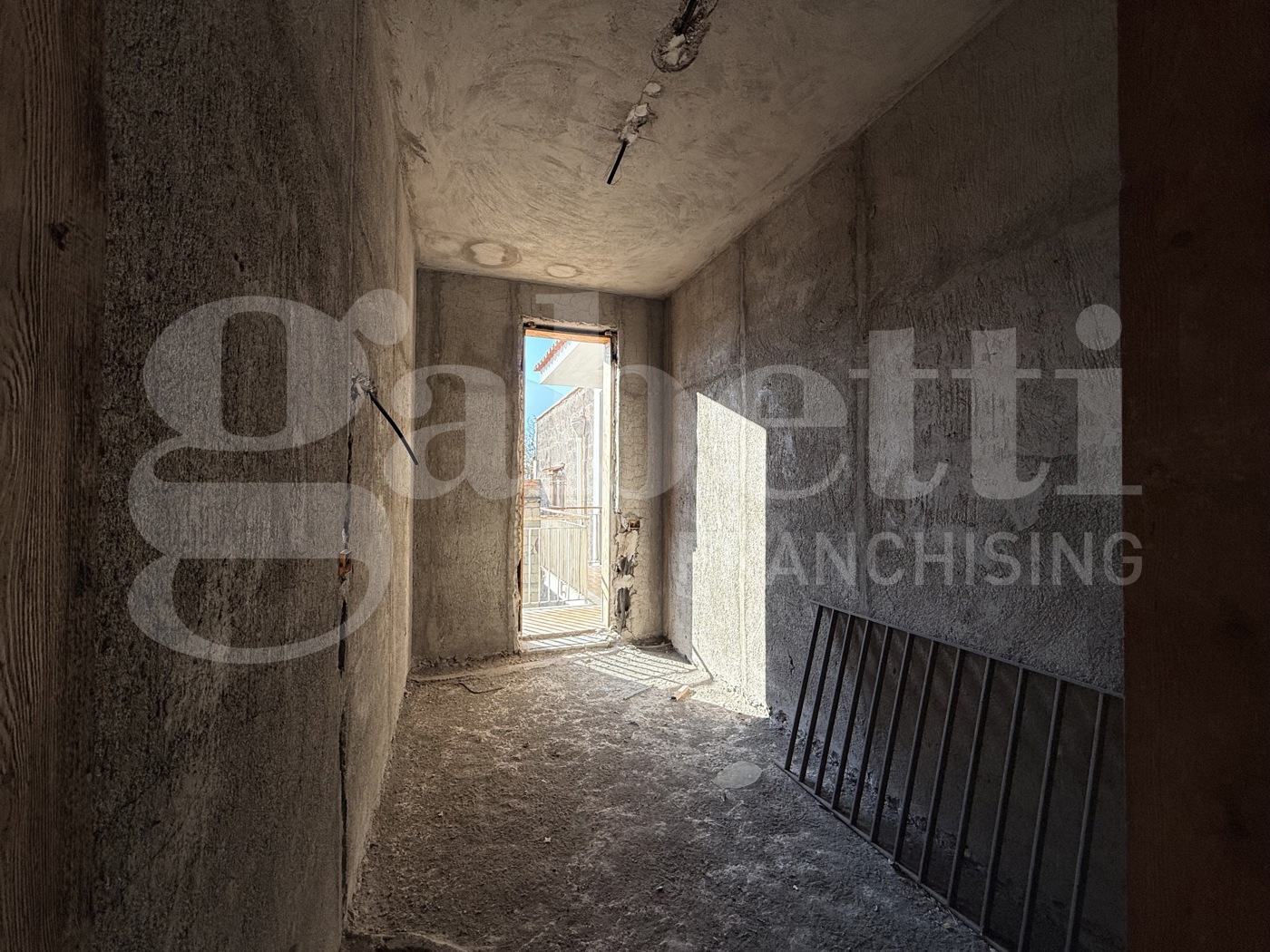 Appartamento con box a Sant'Egidio del Monte Albino