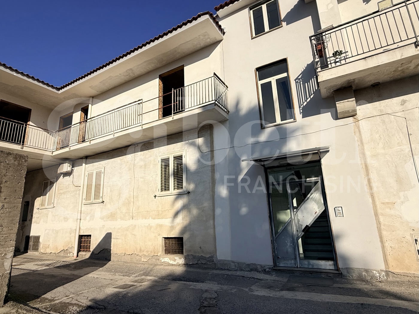 Appartamento con box a Sant'Egidio del Monte Albino