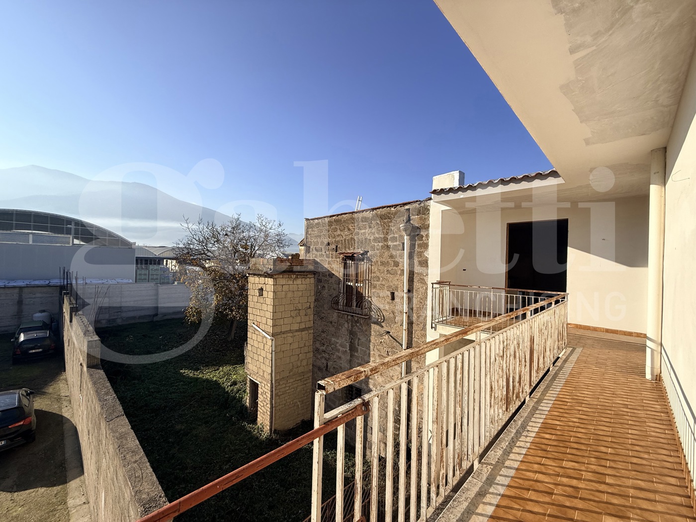 Appartamento con box a Sant'Egidio del Monte Albino