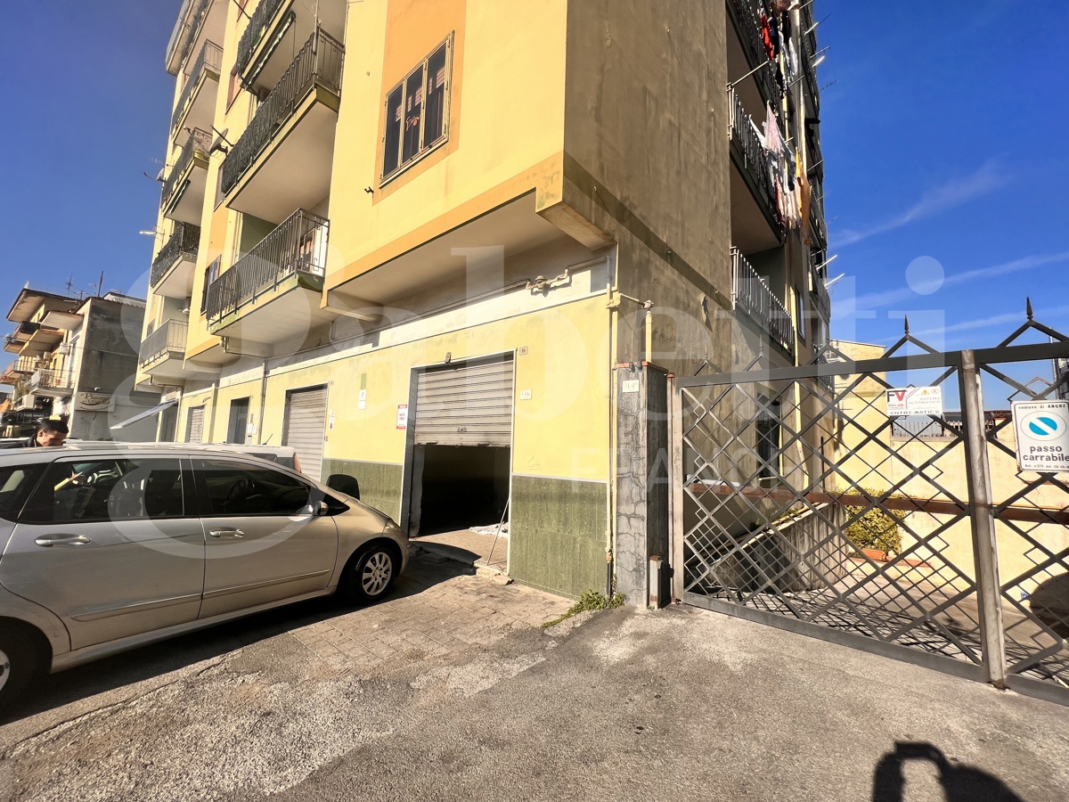 Negozio in vendita a Angri