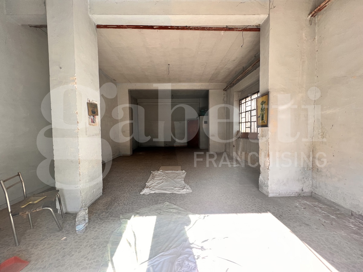 Negozio in vendita a Angri