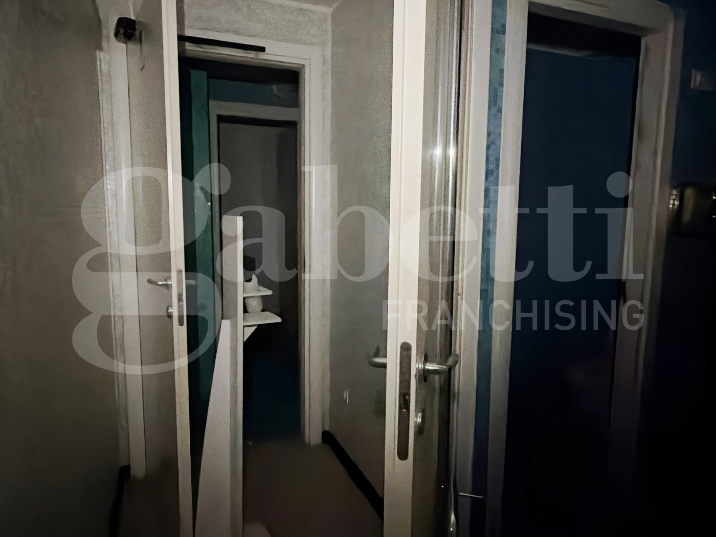 Negozio in affitto a Angri