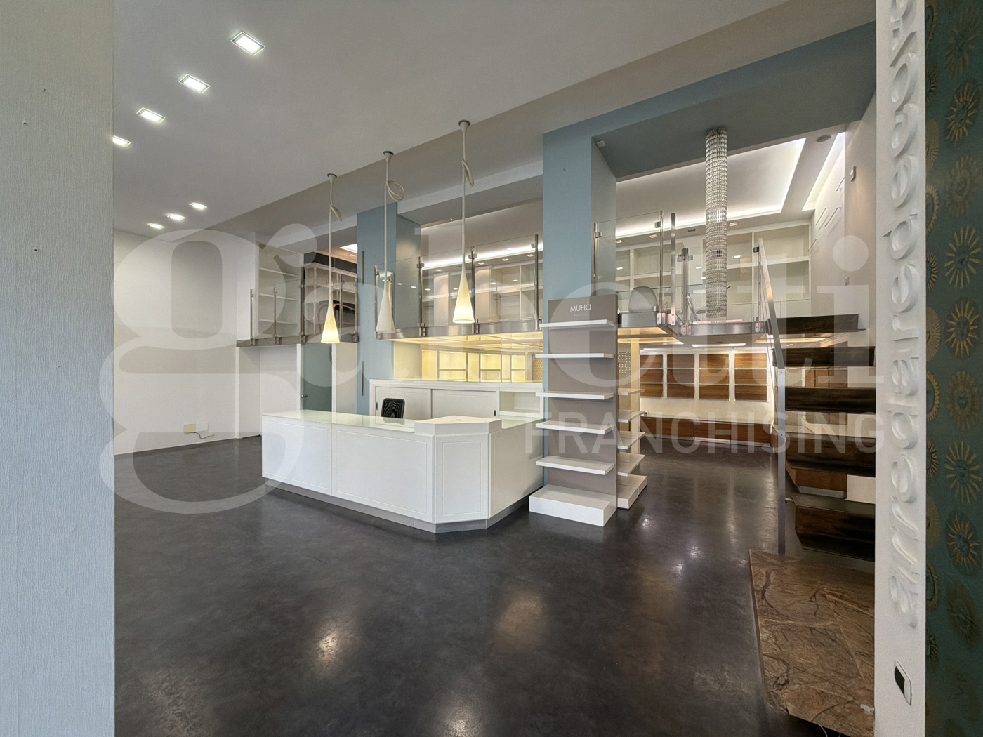 Negozio in affitto a Angri