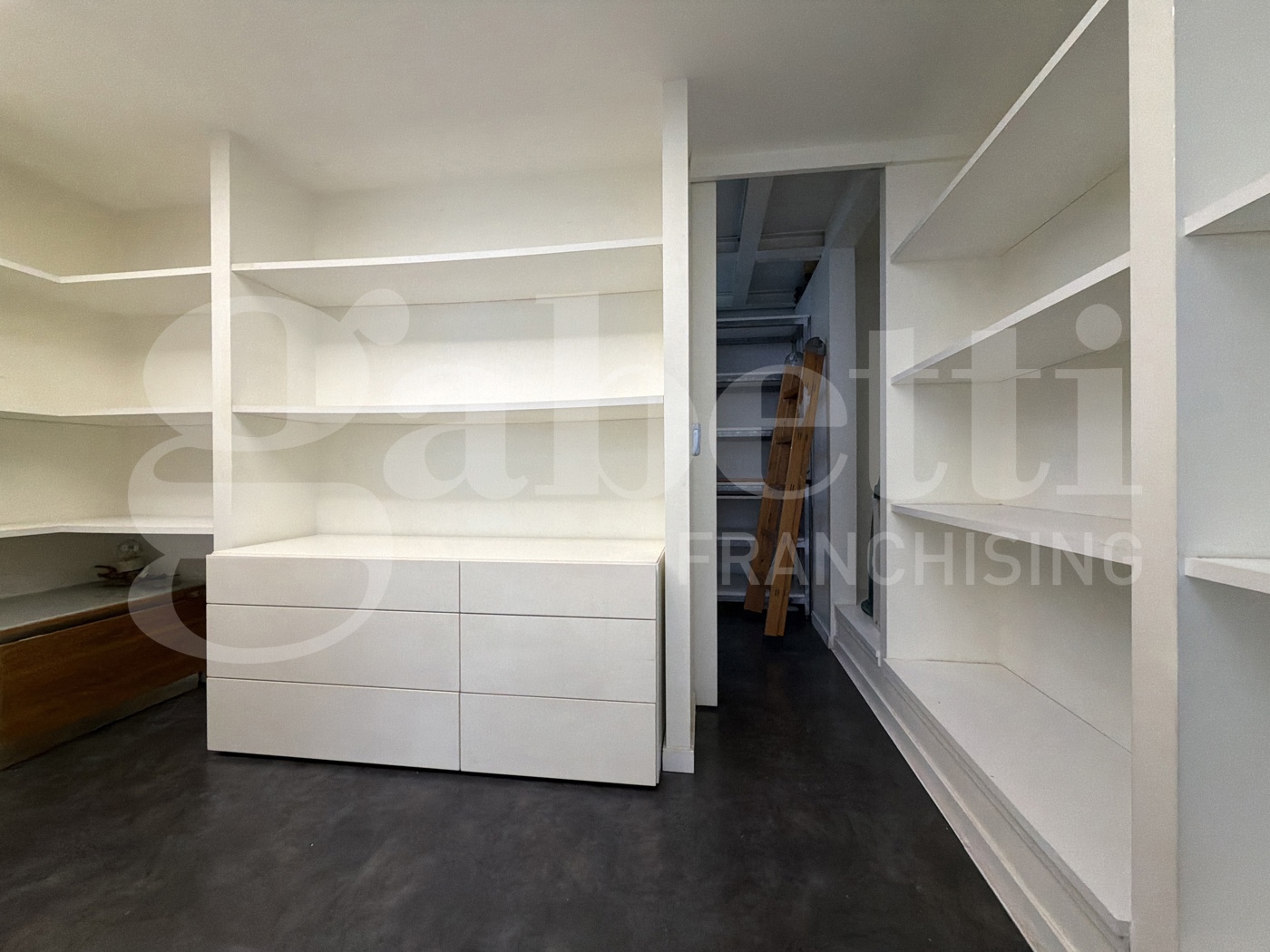 Negozio in affitto a Angri