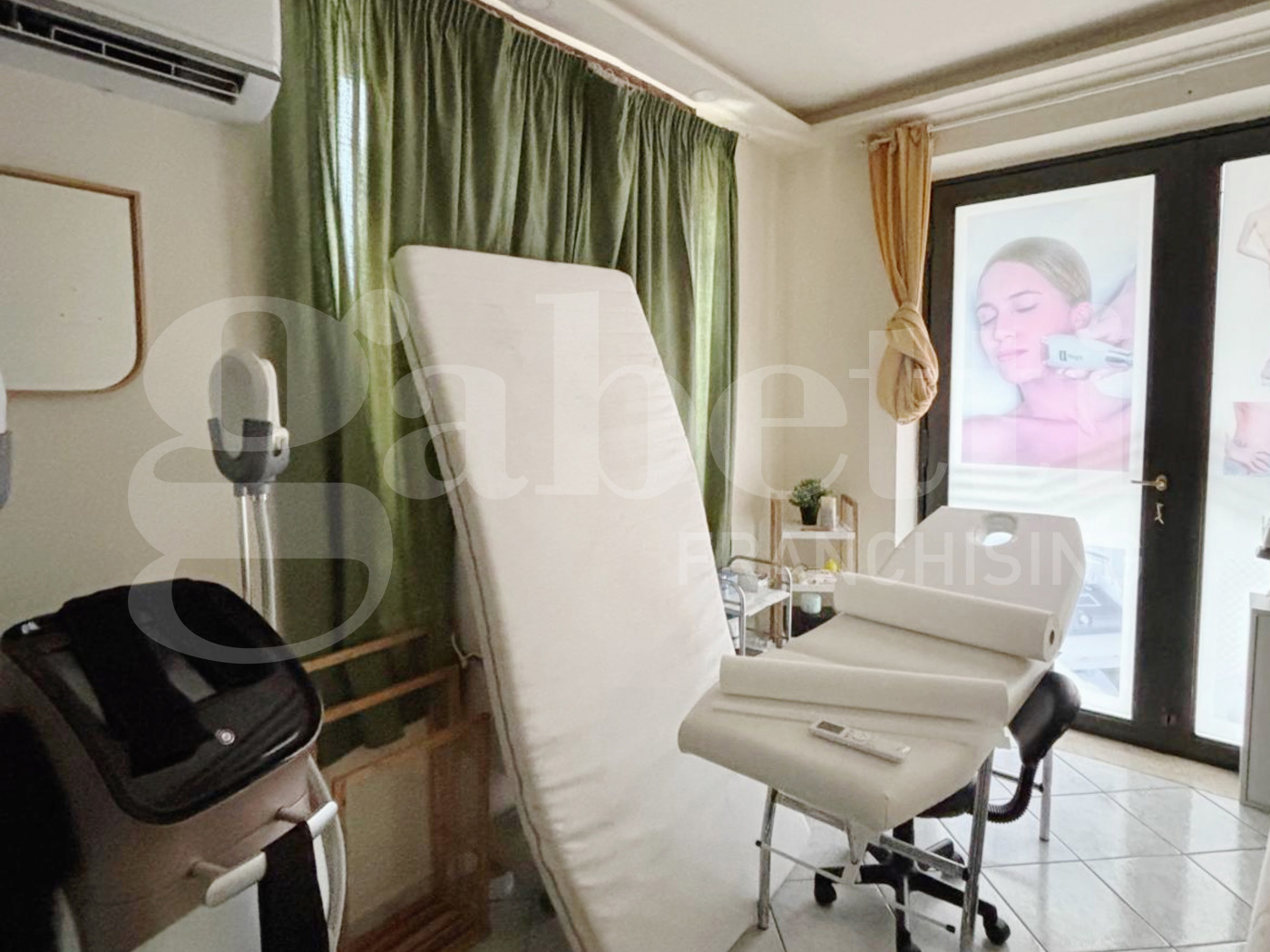 Negozio in affitto a Angri