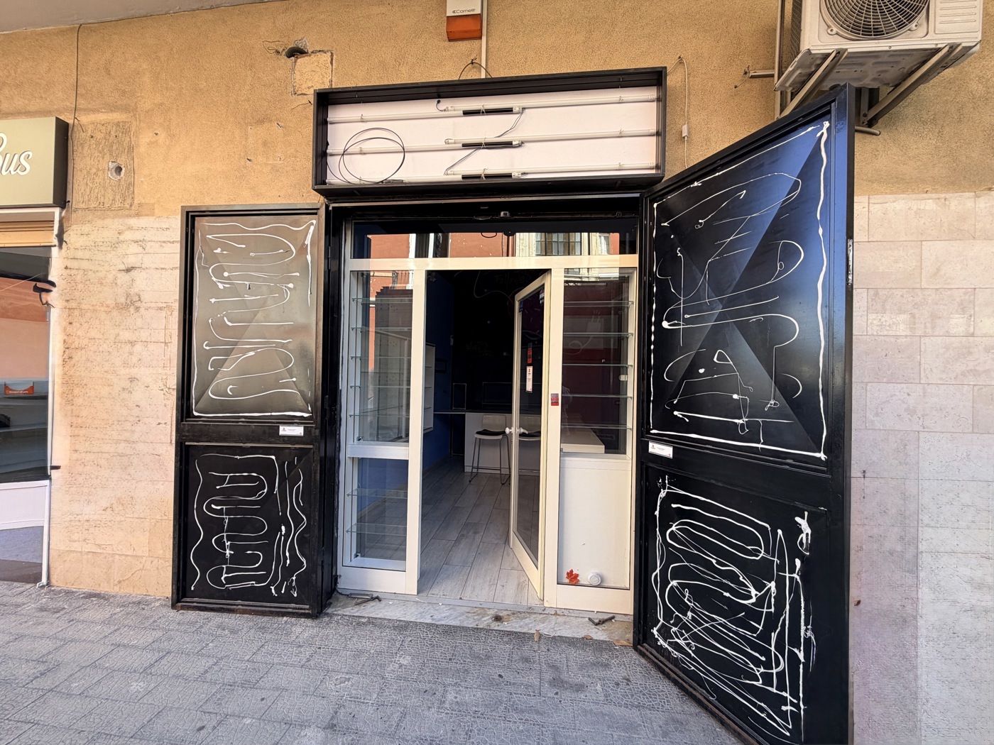 Negozio in affitto a Angri