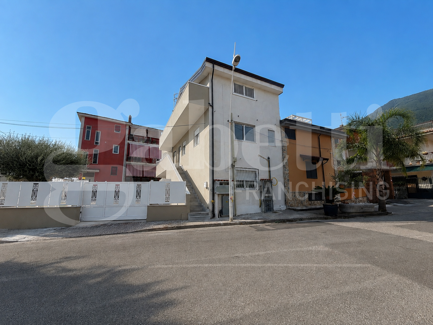 Trilocale nuovo a Angri