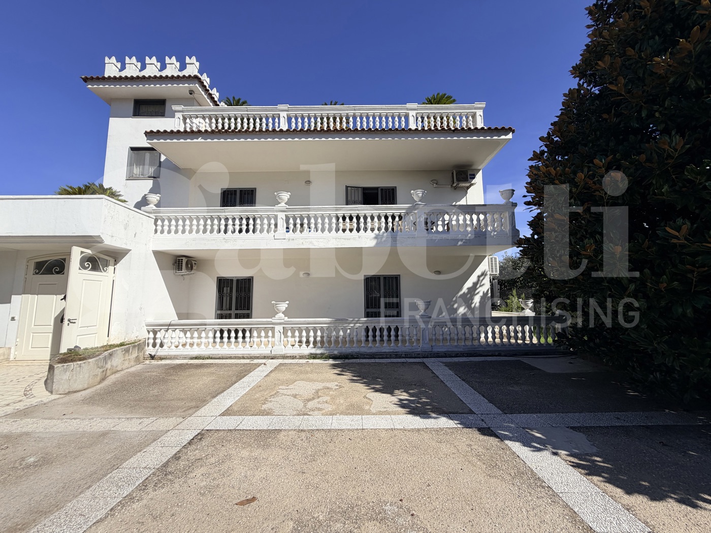 Stabile/Palazzo in vendita a Sant'Egidio del Monte Albino
