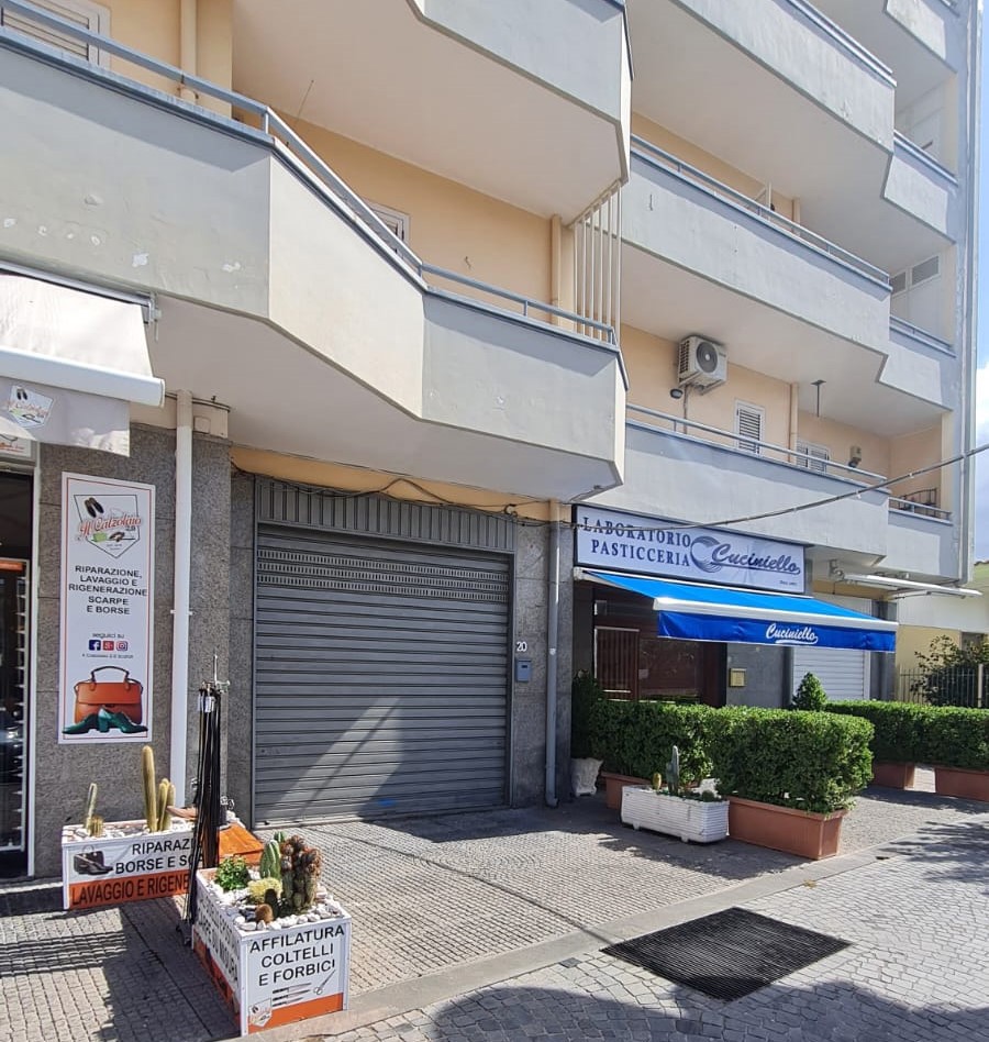 Negozio in affitto a Scafati