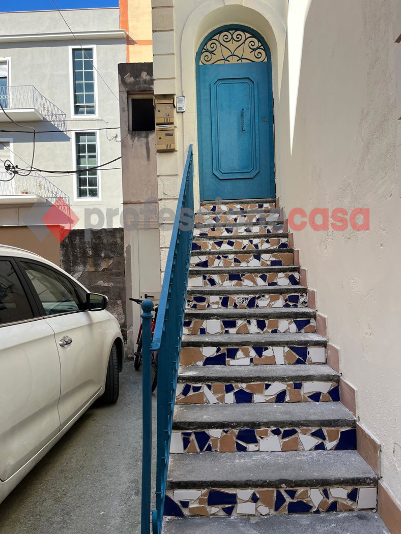 Bilocale con box a Pompei