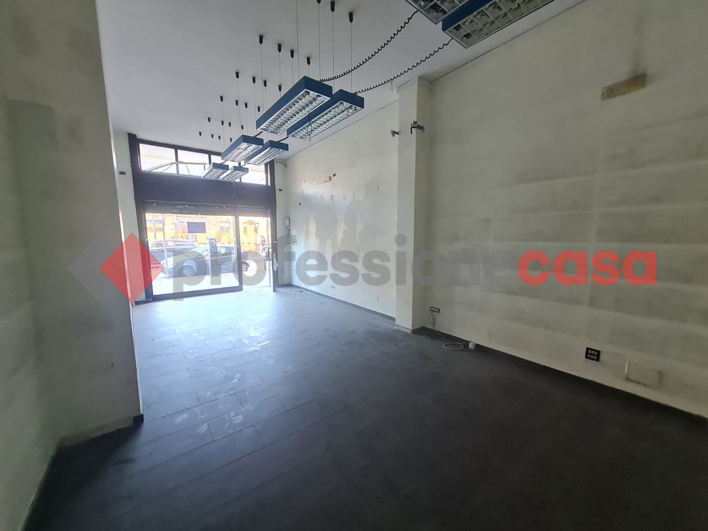 Negozio in affitto a Scafati