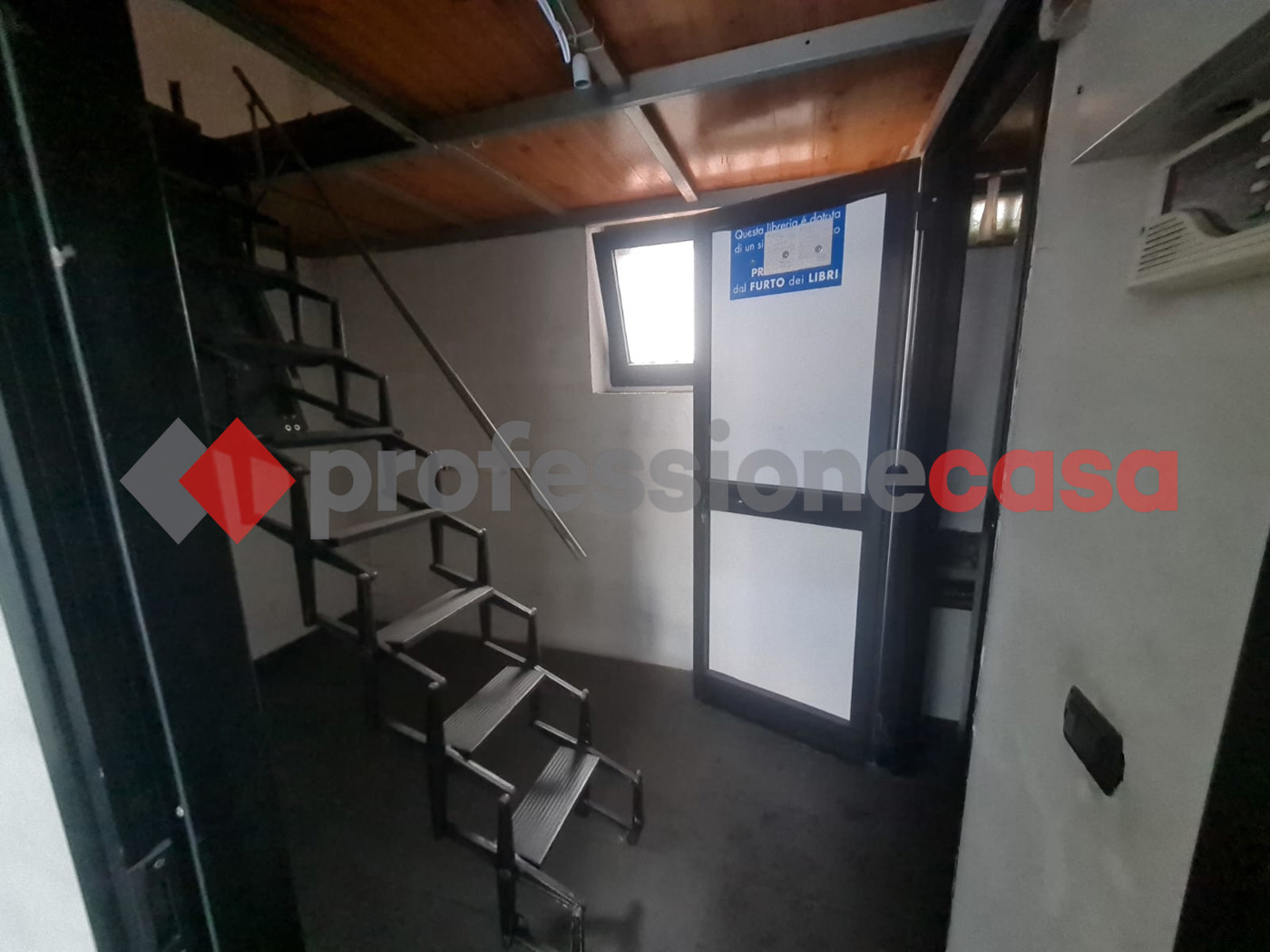 Negozio in affitto a Scafati