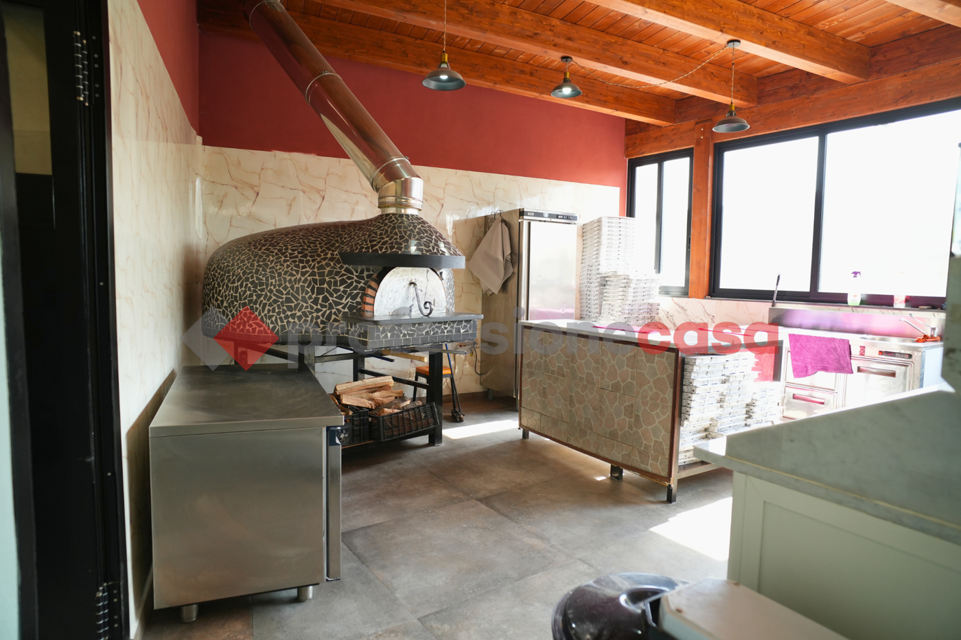 Attivit� commerciale Ristorante e pizzeria in vendita a Scafati