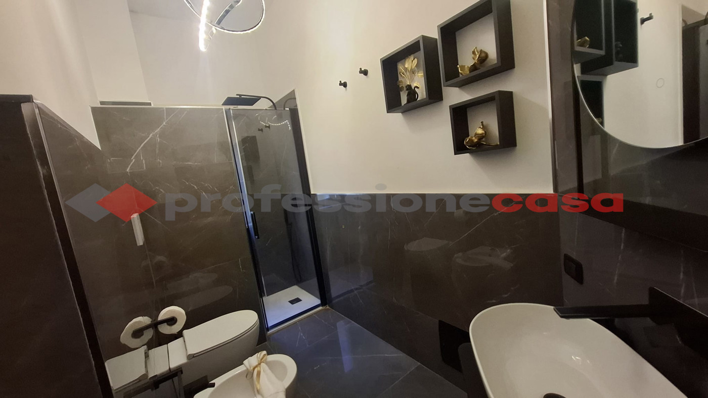 Attivit� commerciale in vendita a Pompei