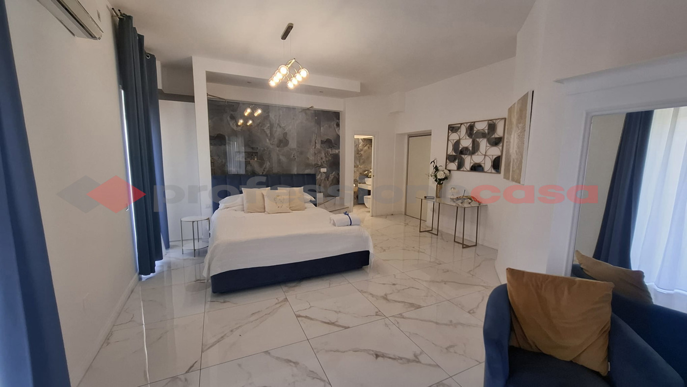 Attivit� commerciale in vendita a Pompei