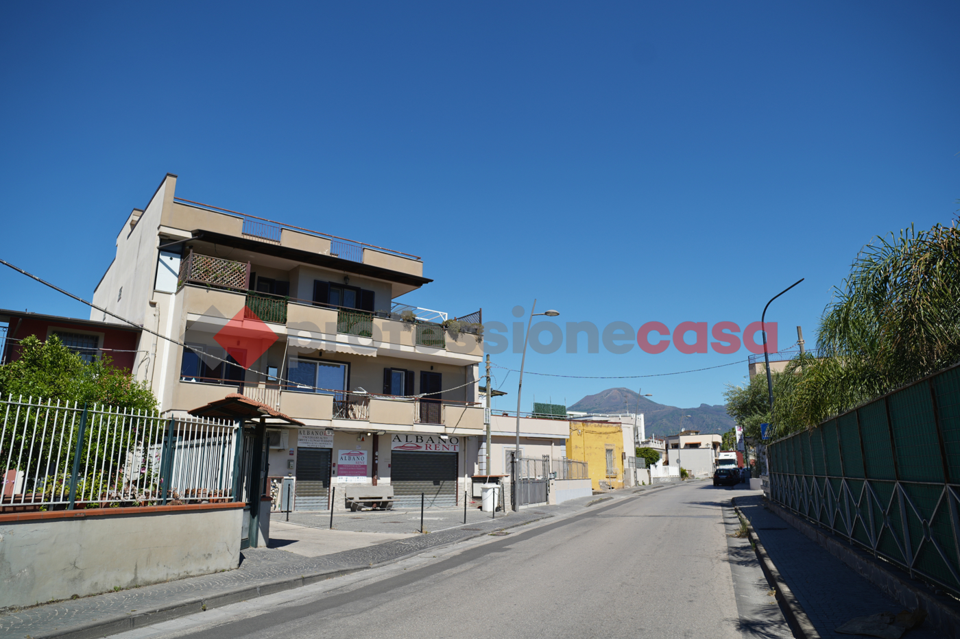 Trilocale con box doppio a Scafati