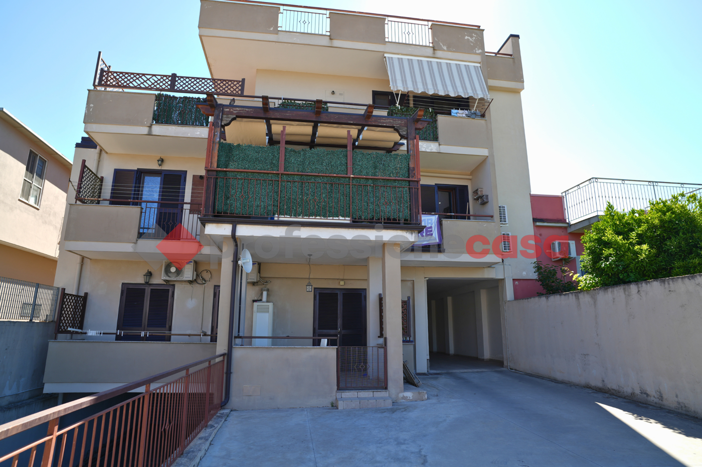Trilocale con box doppio a Scafati