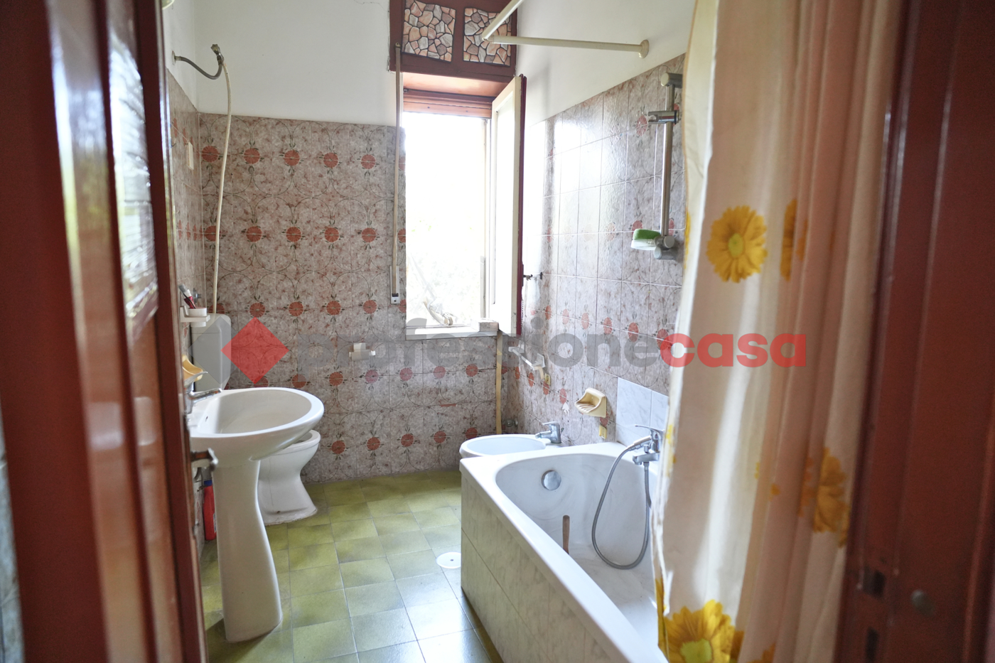 Casa indipendente con giardino a Scafati