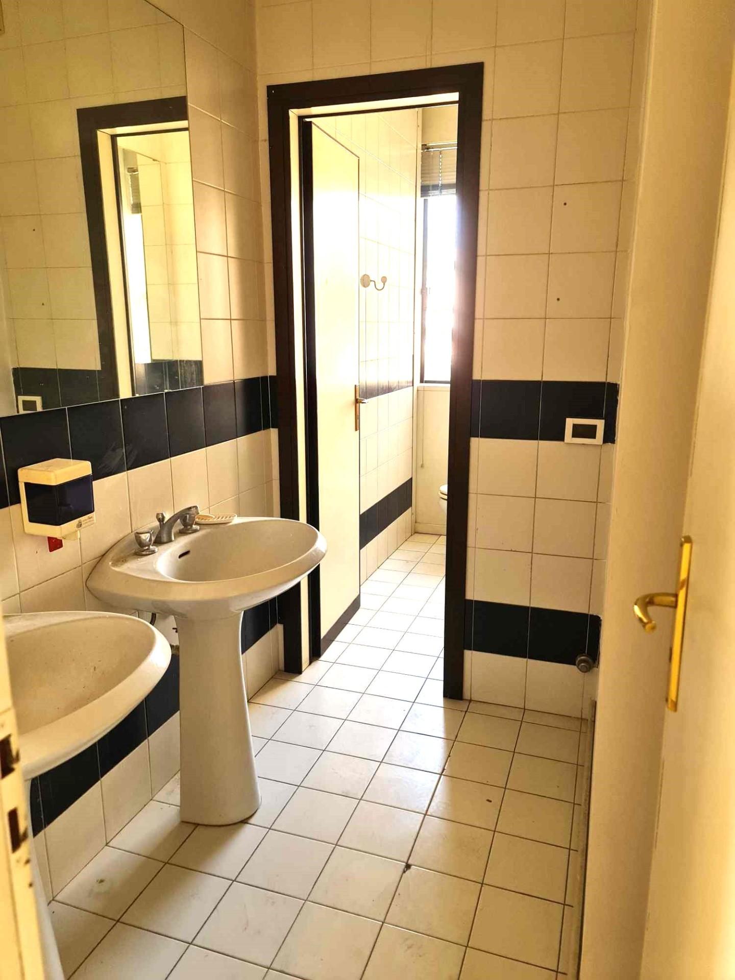 Ufficio in affitto a Poggibonsi