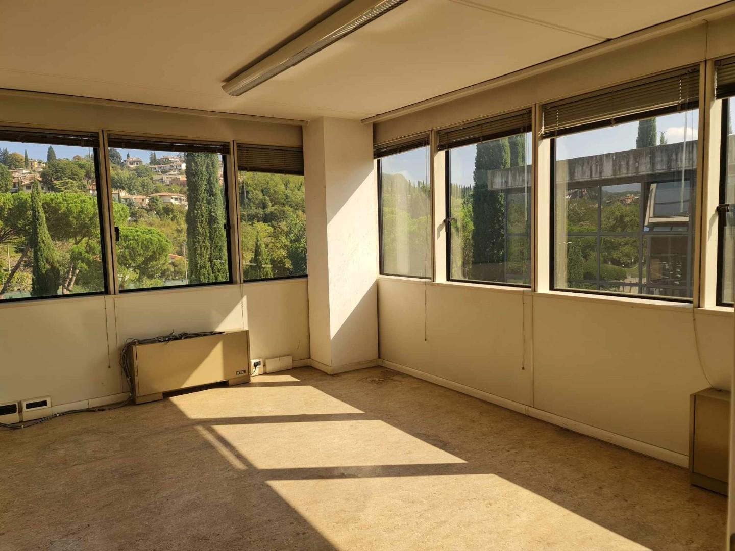 Ufficio in affitto a Poggibonsi