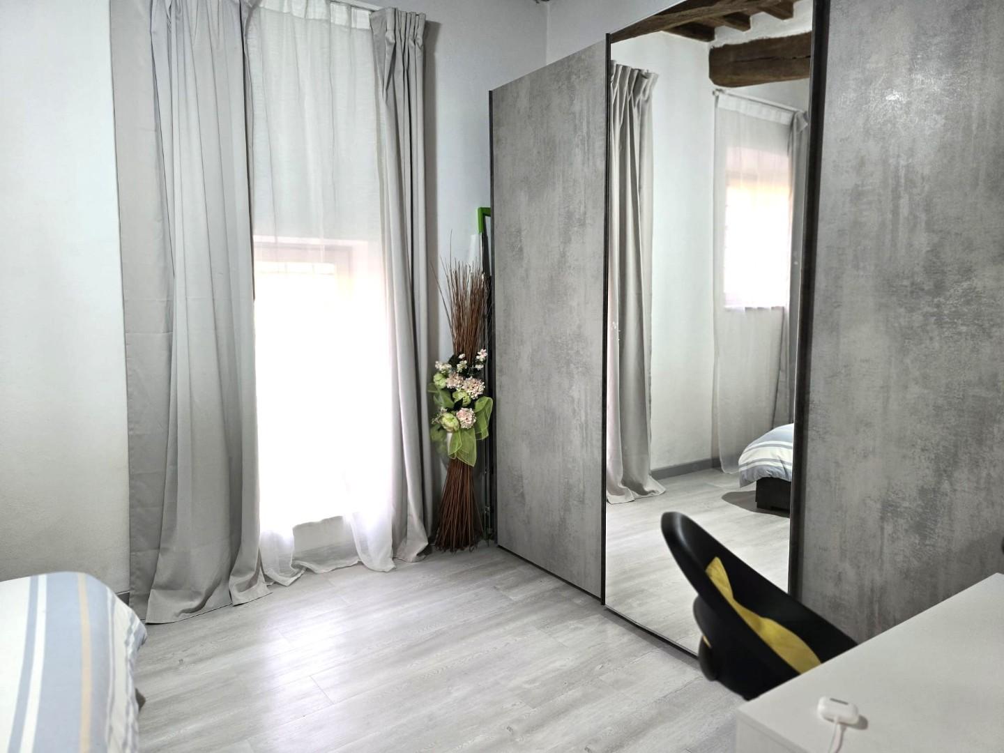 Trilocale in vendita, Colle di Val d'Elsa zona centro,colle bassa