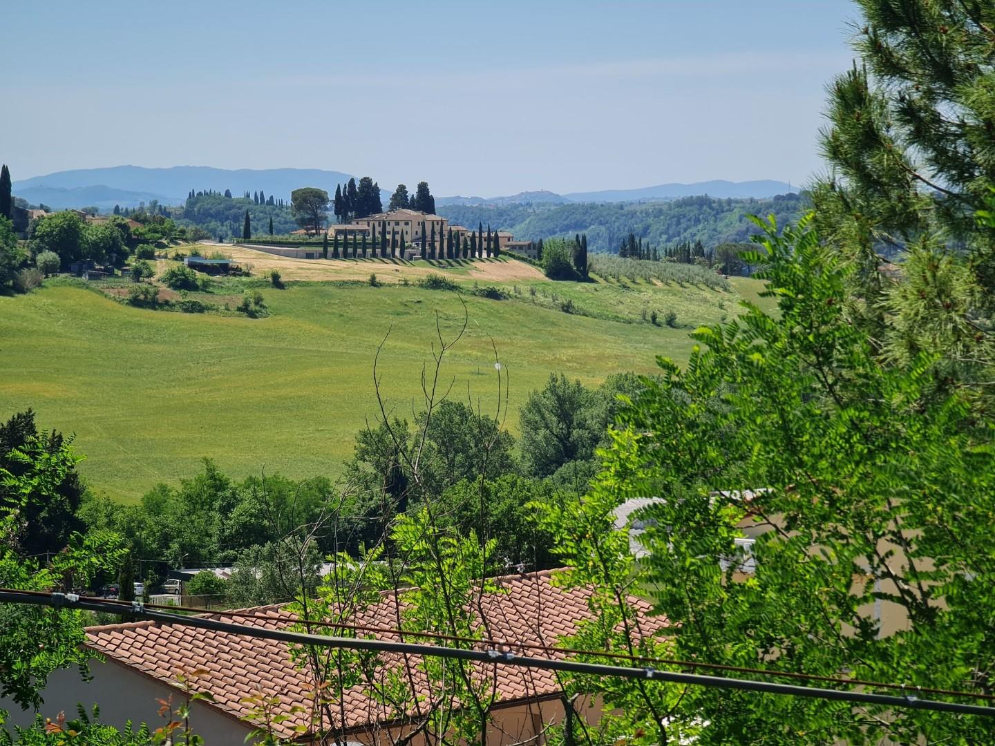 Casa indipendente con giardino a Poggibonsi
