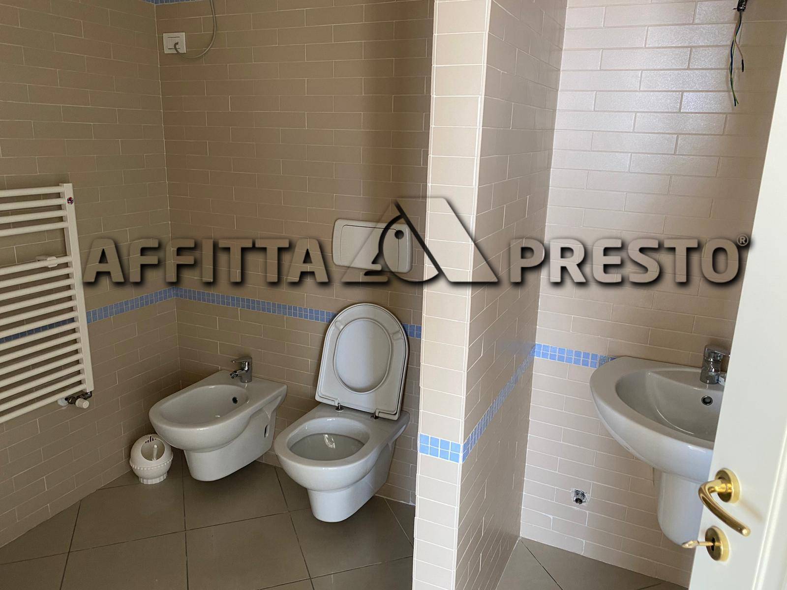 Ufficio in affitto a Cesena, Villa Chiaviche