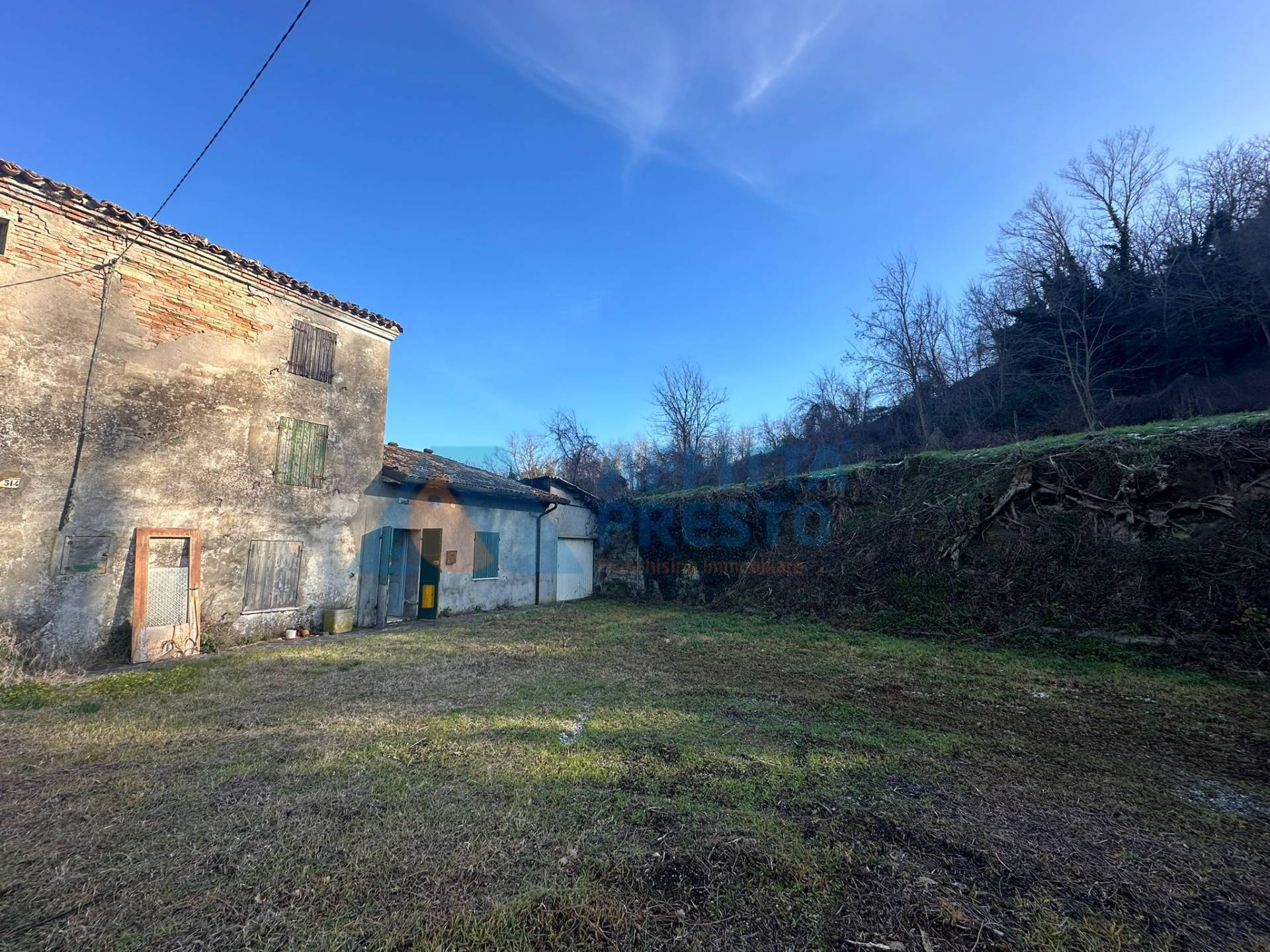 Casa indipendente in vendita a Cesena, Tessello
