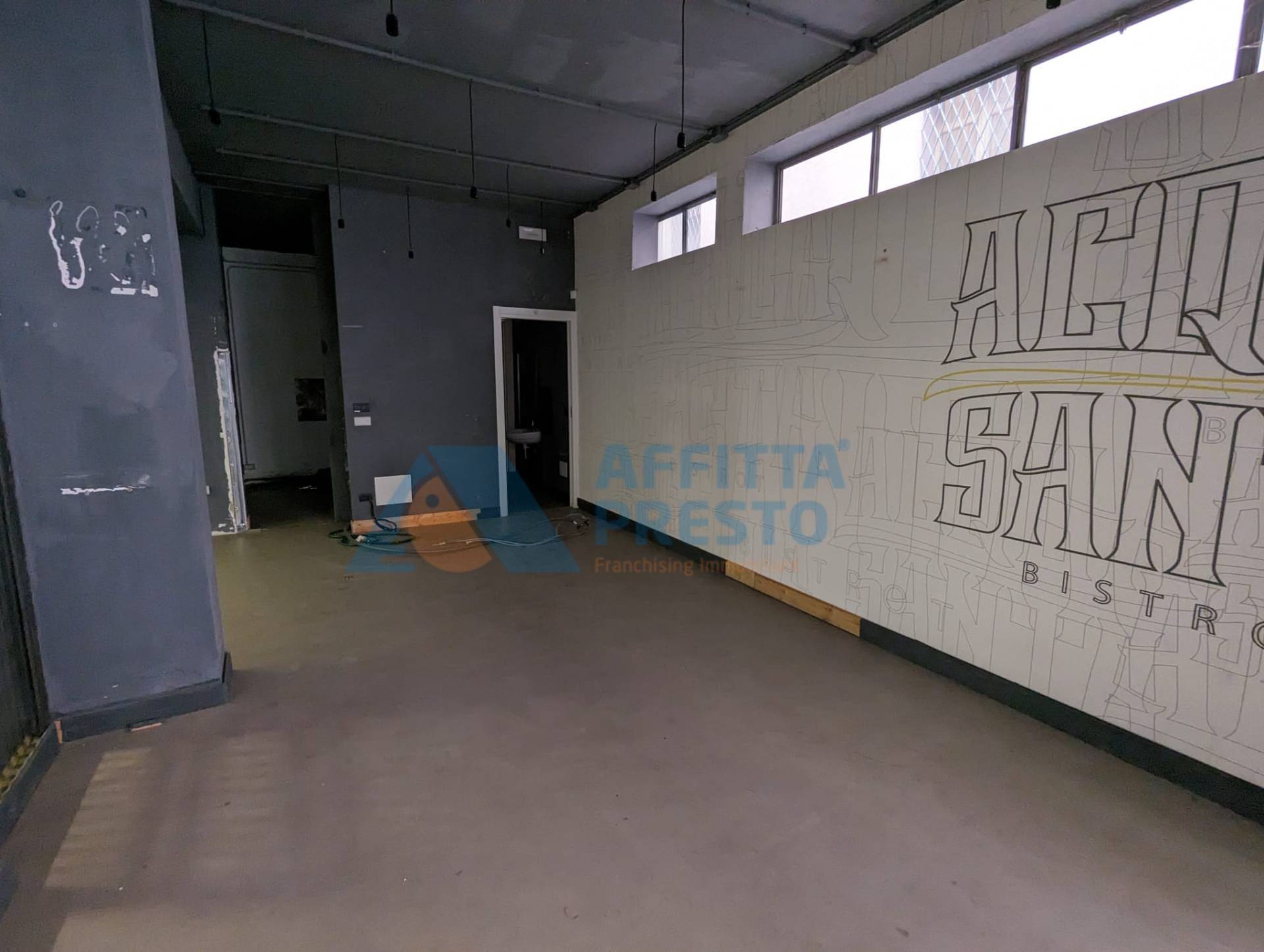 Negozio in affitto a Cesena, CENTRO STORICO