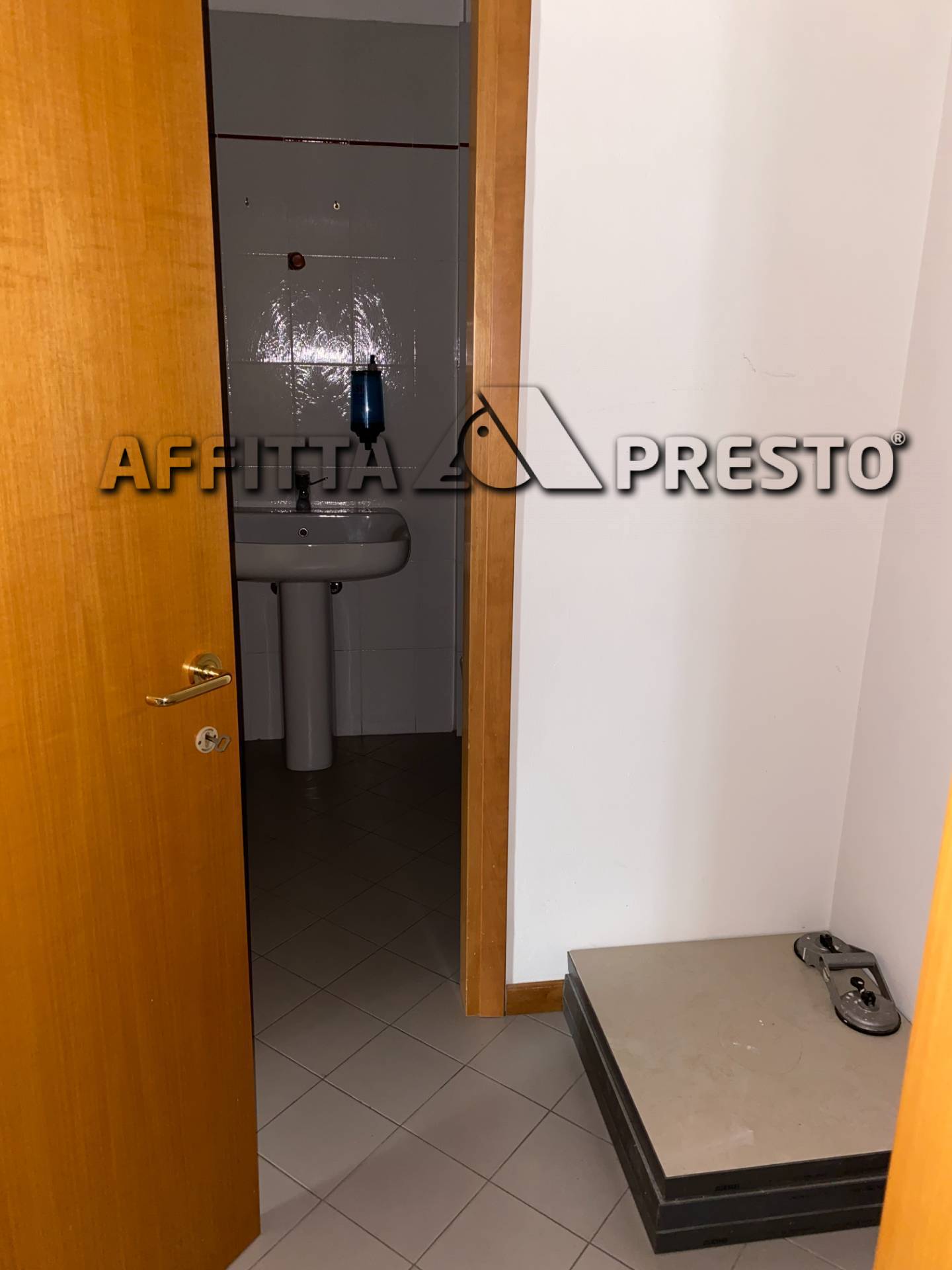 Ufficio in affitto a Cesena