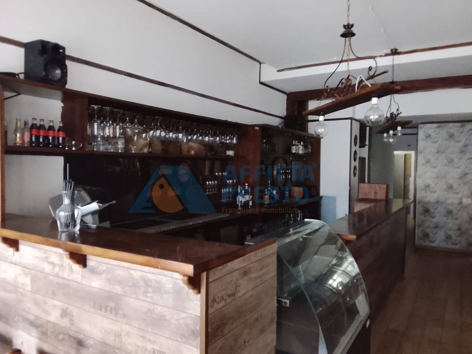 Fondo Commerciale in vendita a Cesena, CENTRO STORICO