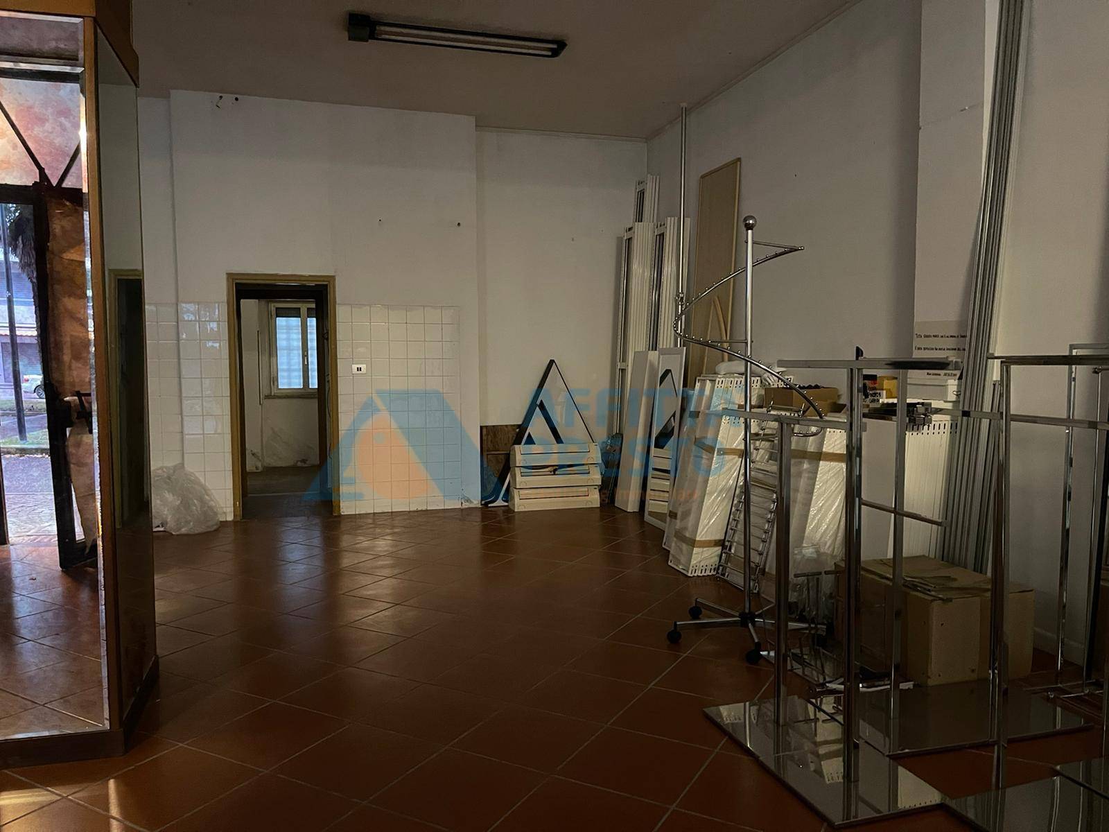 Negozio in vendita a Cervia, Pinarella