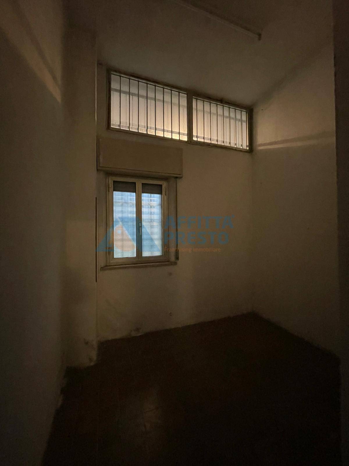 Negozio in vendita a Cervia, Pinarella