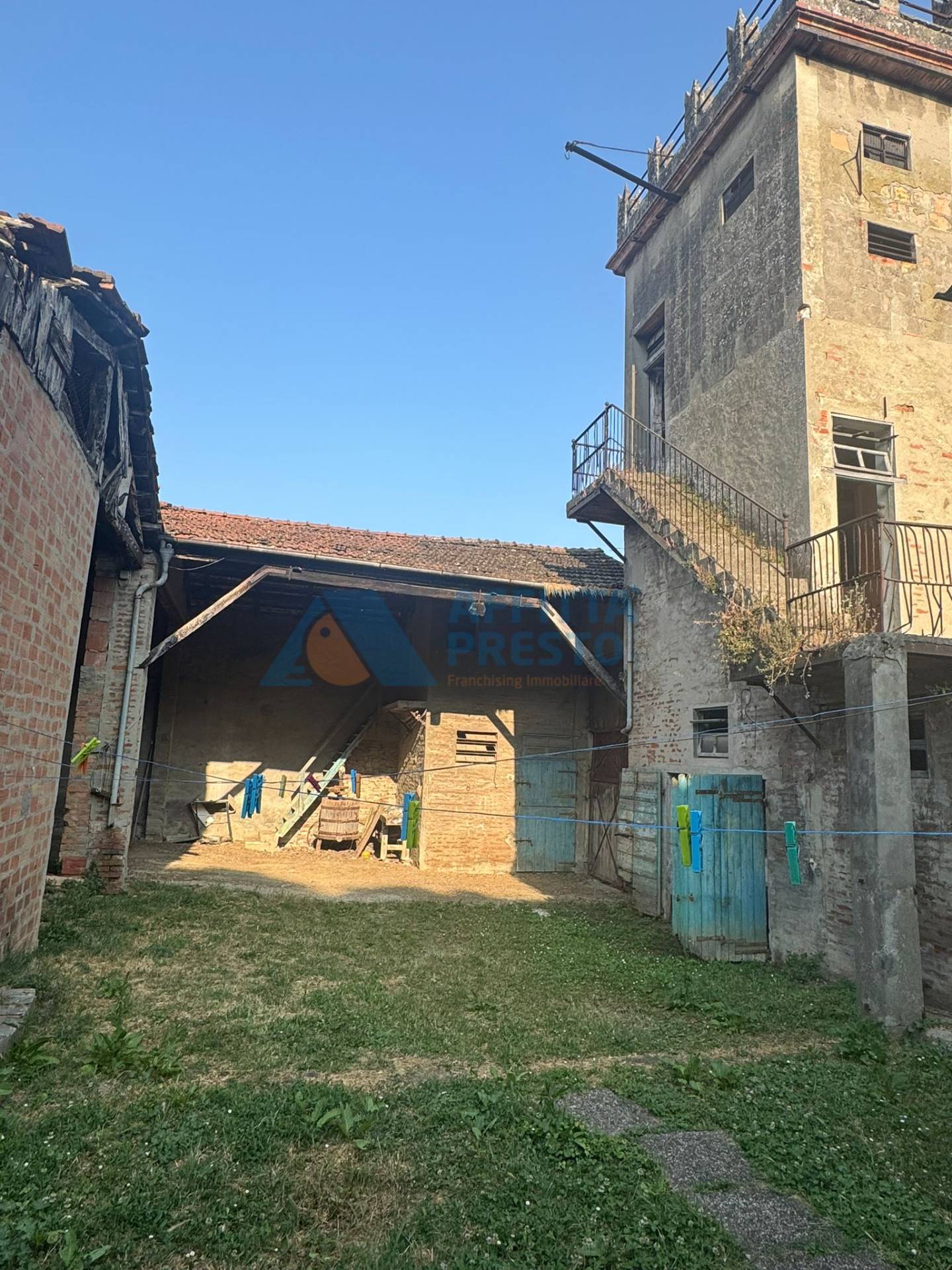 Casa semi indipendente in vendita a Meldola, Meldola