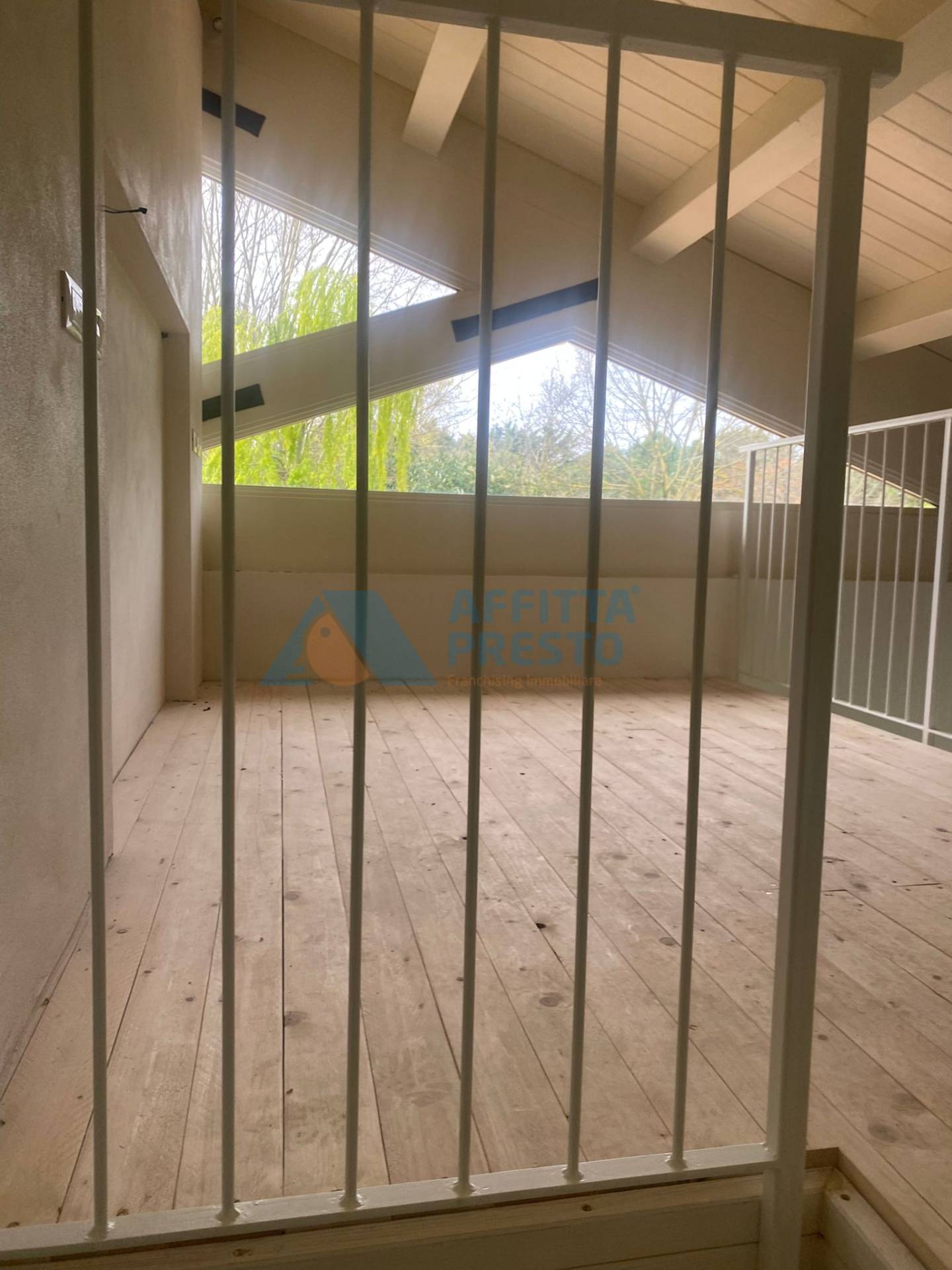 Appartamento in affitto a Cesena, Tipano