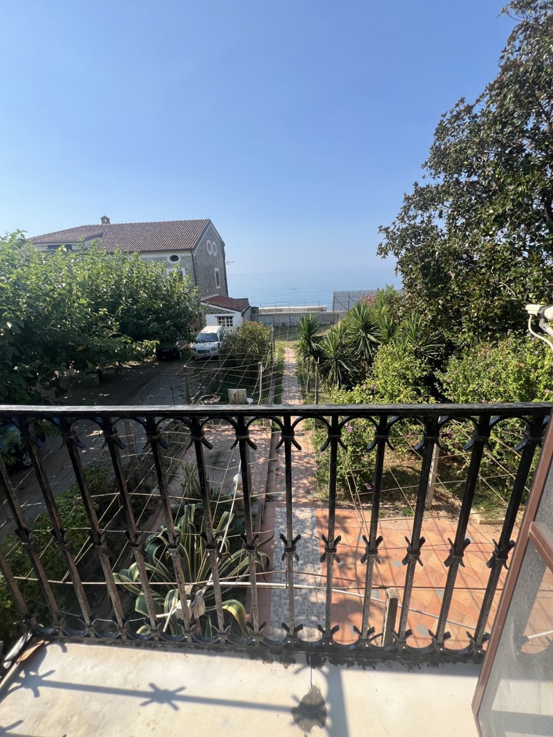 Villa Bifamiliare con giardino a Vibonati