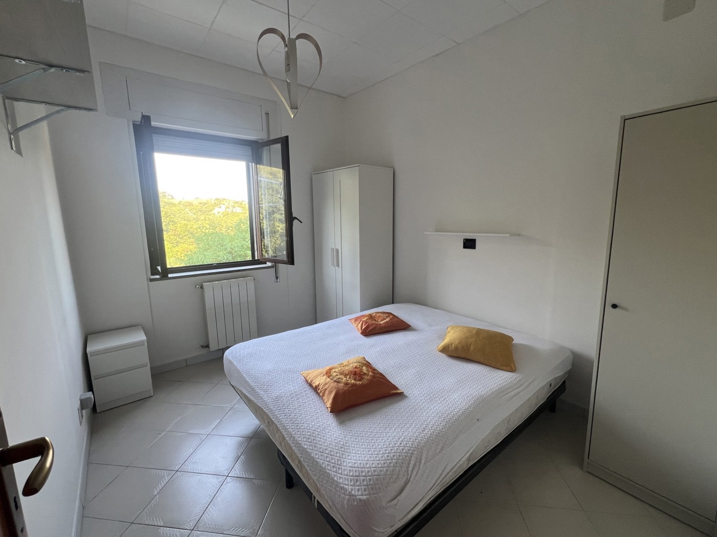 Trilocale arredato in affitto a Casaletto Spartano