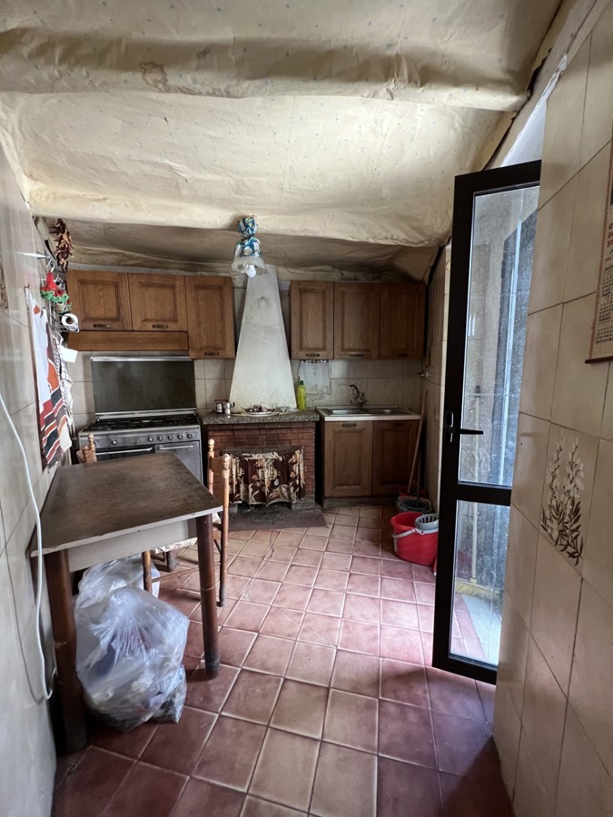 Casa indipendente con giardino a Ispani