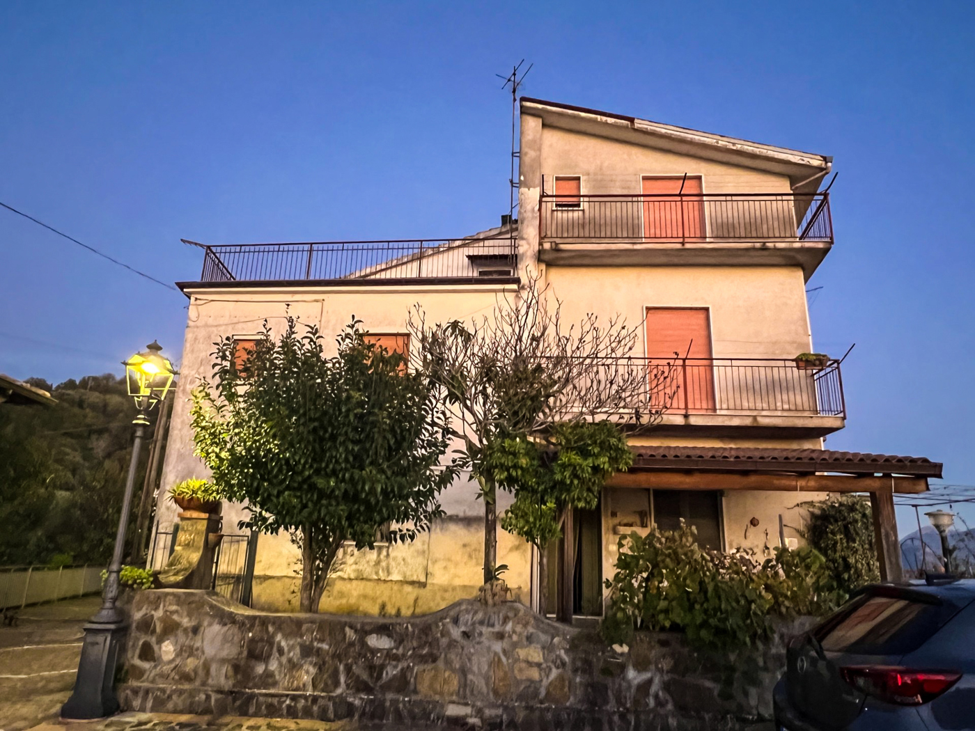 Casa indipendente in vendita a Ispani