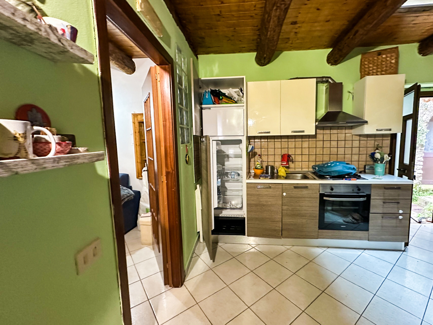 Trilocale in vendita a Caselle in Pittari