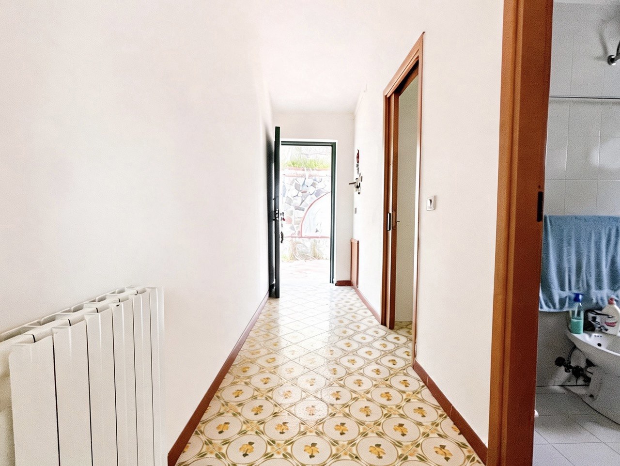 Trilocale con giardino a Vibonati