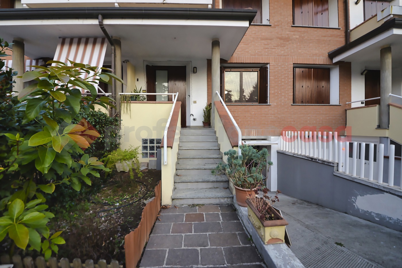 Villa con giardino a Paderno Dugnano